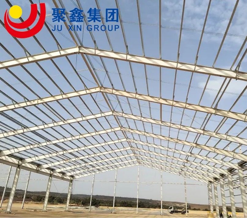 Structure en acier à cadre galvanisé entrepôt / atelier / immeuble de bureaux avec rideau de verre