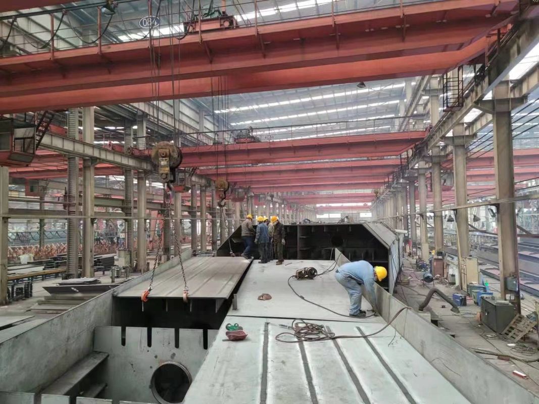 Construire un entrepôt d'acier conçu pour des bâtiments de grande hauteur et de grande envergure avec un atelier de structure en acier préfabriqué résistant aux ouragans